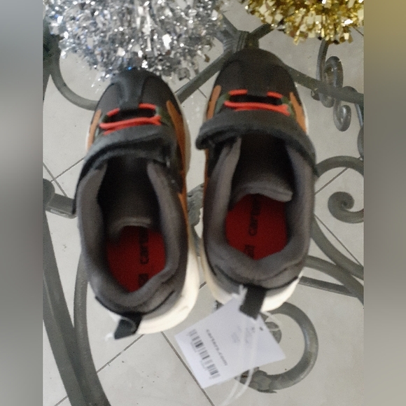 CARTERS SNEAKERS - Picture 7 of 7